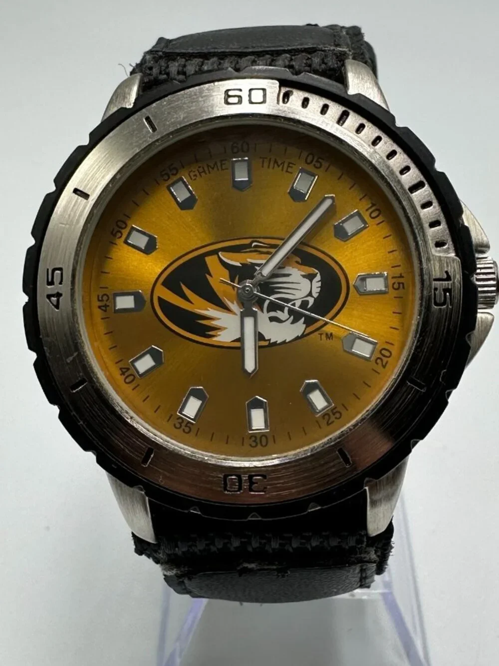 Game Time Missouri Tigers Watch Mens 41mm Case Black Nylon Band New Battery
